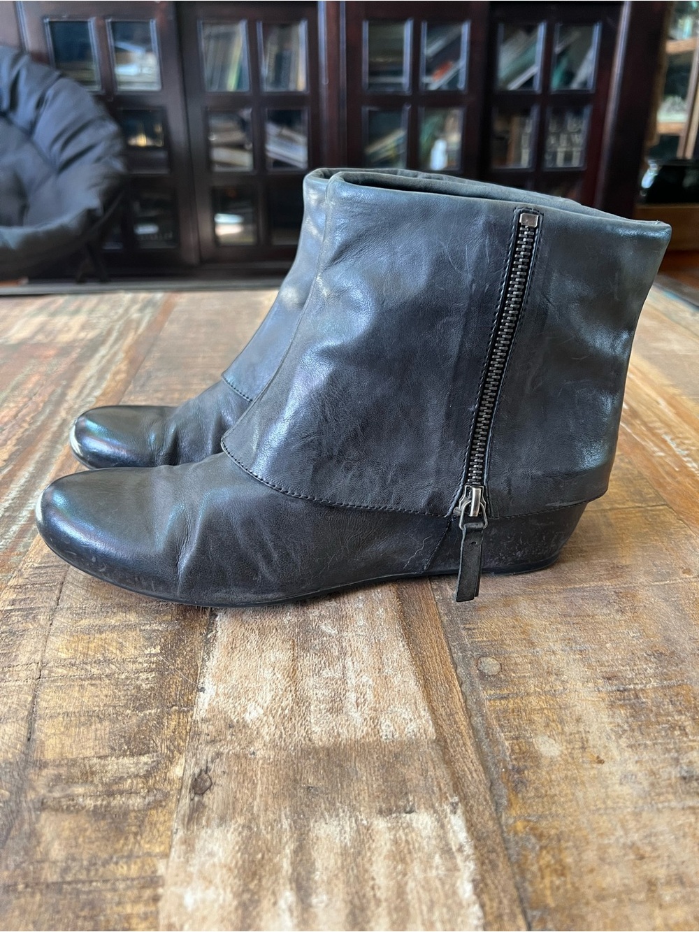 Nine West Black Leather Side Zip Wedge Ankle Booties